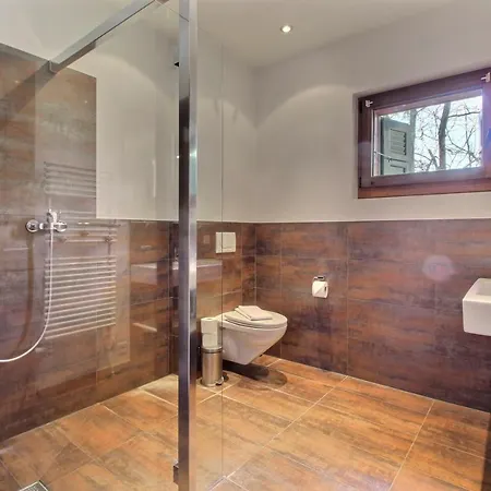 Spacious Next To Cable Car Lodge 6 Champery