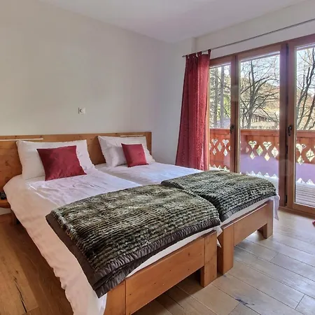 Spacious Next To Cable Car Lodge 6 Champery
